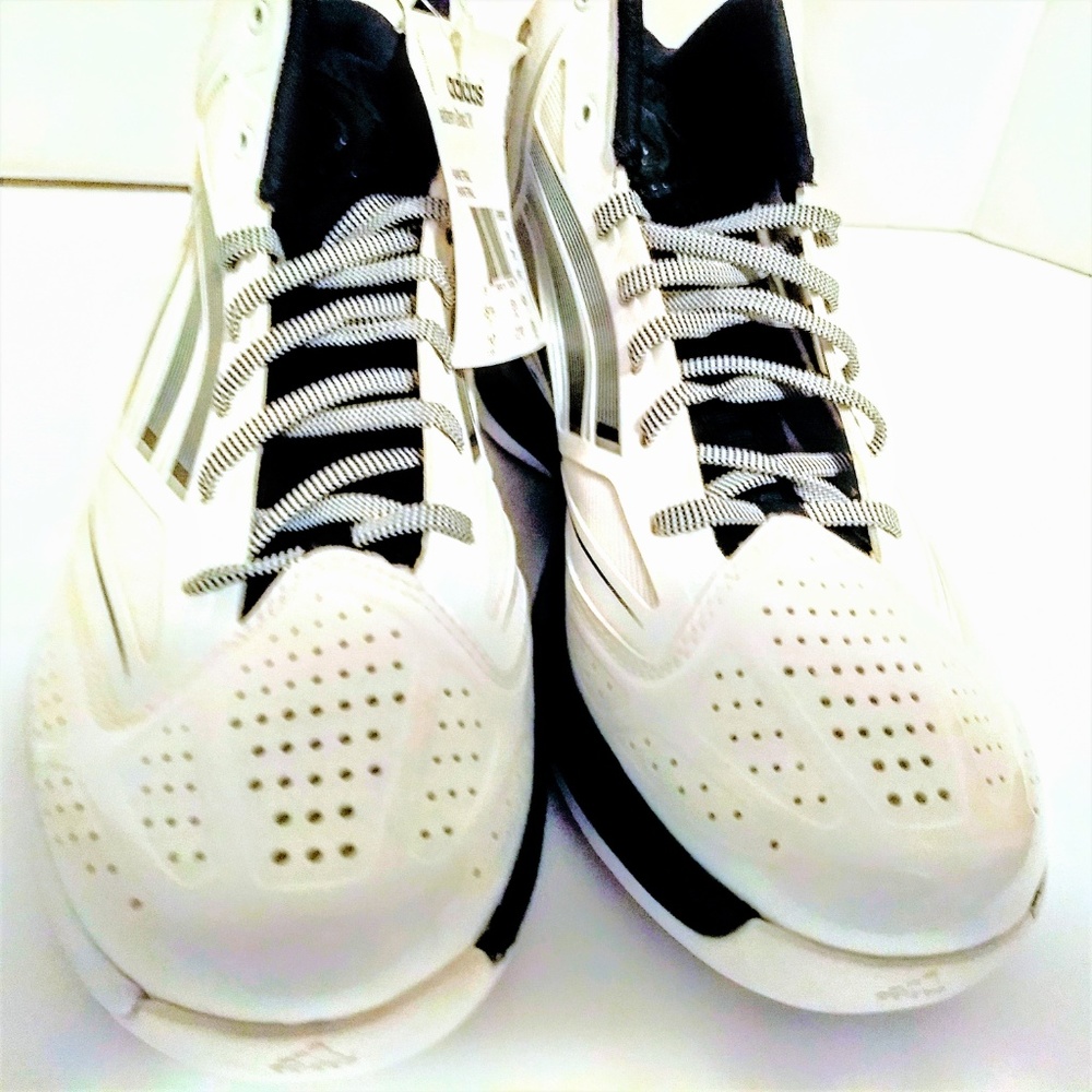 NEW Adidas basketball athletic shoe Ghost women 8 8.5 10 White Black
